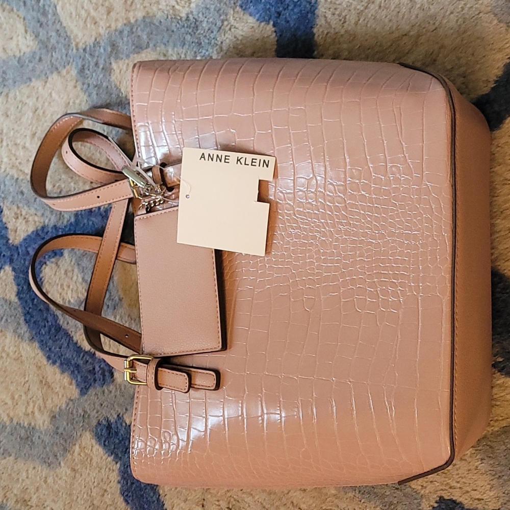 Brand new Anne Klein purse
